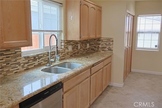 5011 W 134th Place, Hawthorne CA: https://media.crmls.org/medias/a4affb42-6268-476f-be86-3c05126a091f.jpg