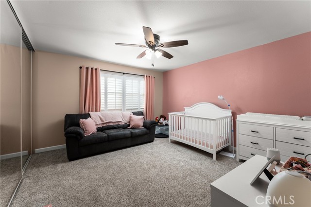 571 La Verne Street, Redlands CA: https://media.crmls.org/medias/a4b0b2e9-f260-4cbe-9130-403e0bb40d9b.jpg