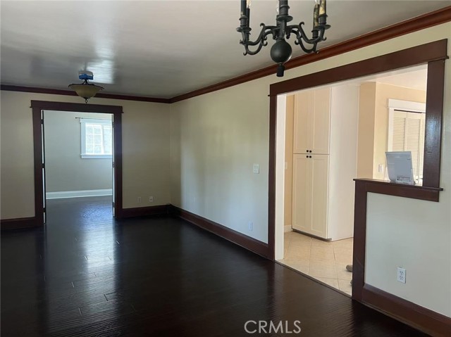 1961 Navarro Avenue, Pasadena CA: https://media.crmls.org/medias/a4b13882-39b2-45e3-8183-303f1674a589.jpg
