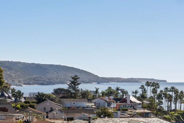 Detail Gallery Image 17 of 33 For 128 Crescent Bay Drive, Laguna Beach,  CA 92651 - 4 Beds | 3 Baths