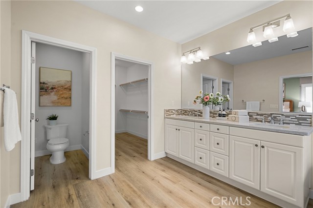 Detail Gallery Image 19 of 47 For 55 Parkdale, Irvine,  CA 92620 - 4 Beds | 4 Baths