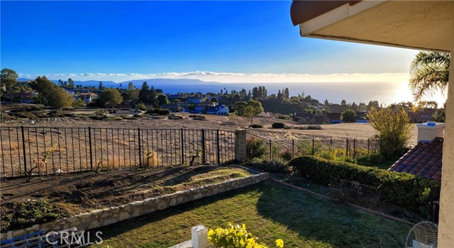 Bedroom 2 with Catalina and sunset views.