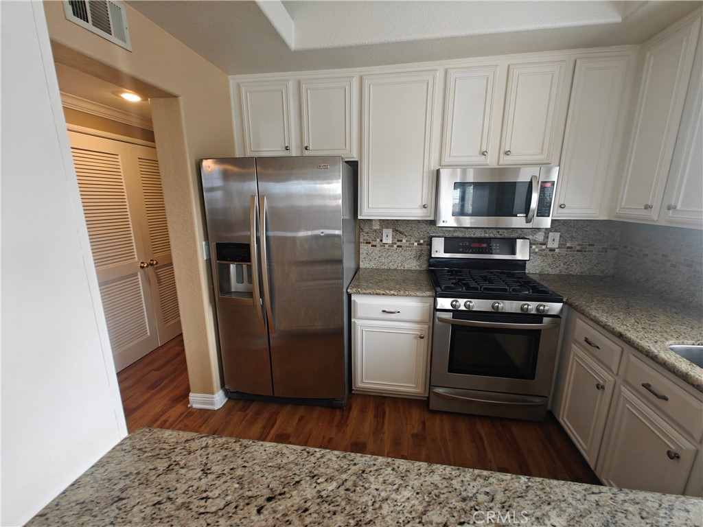 A4b42724 993c 43c2 8b37 774a87d45540