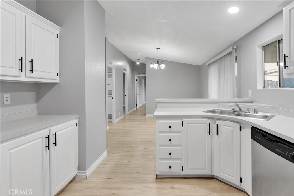 MLS #IV25255341 image #14