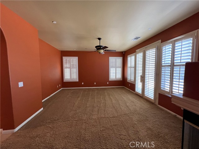 Detail Gallery Image 9 of 28 For 279 Cross Rail, Norco,  CA 92860 - 4 Beds | 3/1 Baths