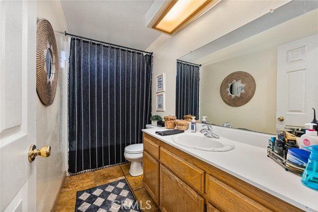 Detail Gallery Image 33 of 39 For 9711 Touchstone, Bakersfield,  CA 93311 - 6 Beds | 3 Baths