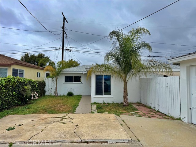 Detail Gallery Image 2 of 39 For 4225 W 169th St, Lawndale,  CA 90260 - 3 Beds | 1 Baths
