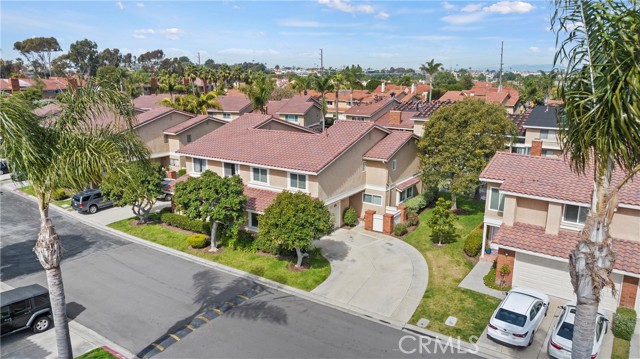 Detail Gallery Image 2 of 25 For 7911 Seawall Cir #197,  Huntington Beach,  CA 92648 - 3 Beds | 2/1 Baths