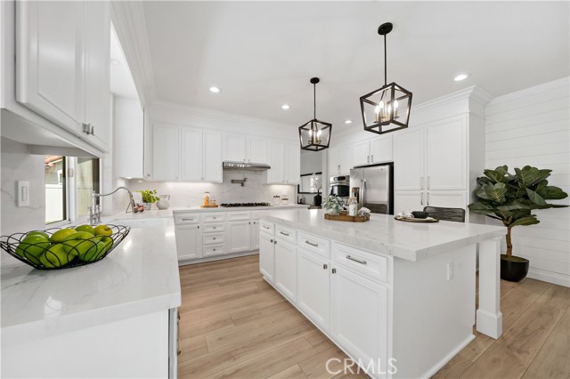 Detail Gallery Image 7 of 63 For 27775 Bottle Brush Way, Murrieta,  CA 92562 - 5 Beds | 3 Baths