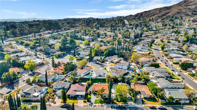 12765 Meadowlark Avenue, Granada Hills, California 91344, 4 Bedrooms Bedrooms, ,2 BathroomsBathrooms,Single Family Residence,For Sale,Meadowlark,BB25026436