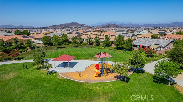 34689 Swan Valley Court, Murrieta CA: https://media.crmls.org/medias/a4b842e4-f298-4899-b018-5c666268ce09.jpg