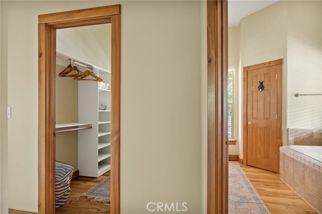 Detail Gallery Image 8 of 28 For 28637 Shenandoah Dr, Lake Arrowhead,  CA 92352 - 4 Beds | 2/1 Baths