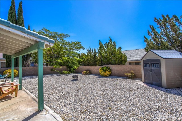 Detail Gallery Image 30 of 33 For 12701 Whispering Springs Rd, Victorville,  CA 92395 - 3 Beds | 2 Baths