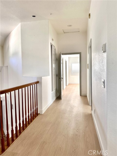 Detail Gallery Image 32 of 53 For 1000 Calle Allegre, Glendale,  CA 91208 - 4 Beds | 4 Baths