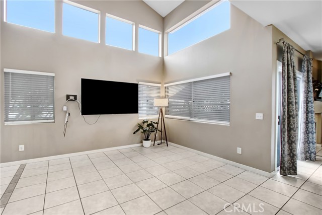 3728 Via Tortola, Riverside CA: https://media.crmls.org/medias/a4b9973b-3acd-4a2b-a2e5-6bc9ac78d9e4.jpg