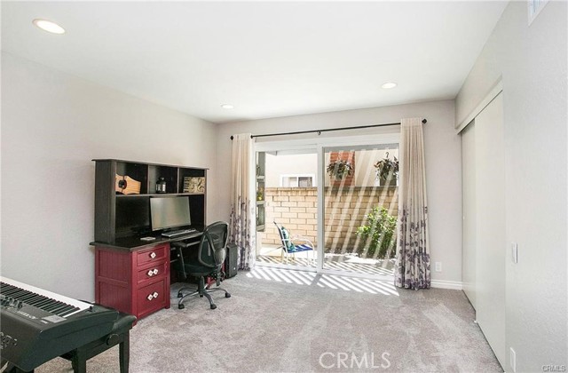 22981 Cecelia, Mission Viejo CA: https://media.crmls.org/medias/a4b9b054-d948-4f9c-91f9-2d1544d67a45.jpg