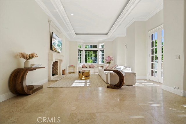 13320 Mulholland Drive, Beverly Hills CA: https://media.crmls.org/medias/a4bace11-3b31-4b95-847b-25b71dda6b6c.jpg