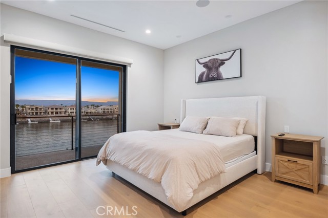 Detail Gallery Image 10 of 28 For 908 Beach, Needles,  CA 92363 - 6 Beds | 6/1 Baths