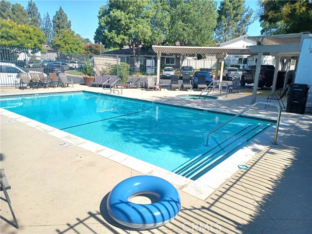 Detail Gallery Image 40 of 41 For 195 Gazania Ct #34,  Thousand Oaks,  CA 91362 - 1 Beds | 1/1 Baths