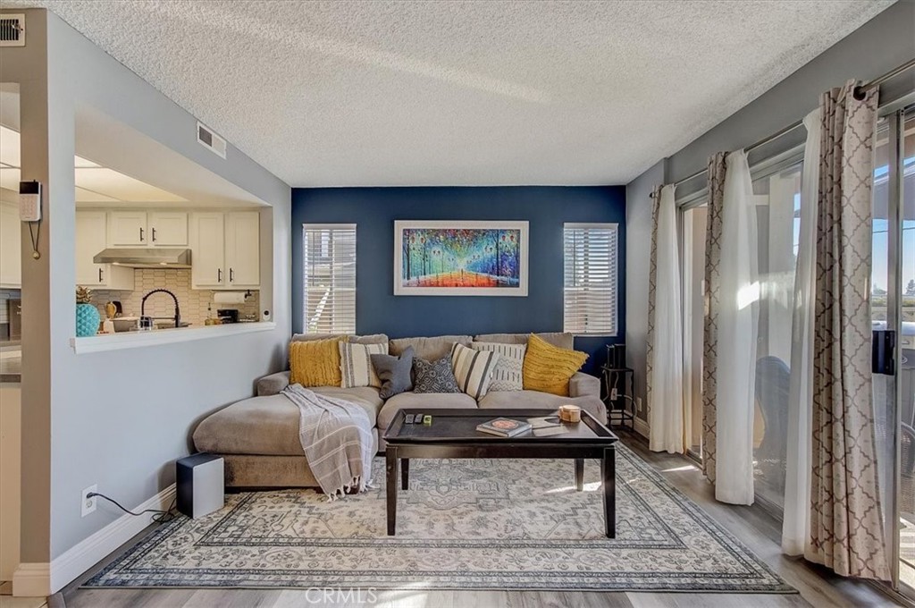 6951 E Gage Avenue, Commerce, CA 90040