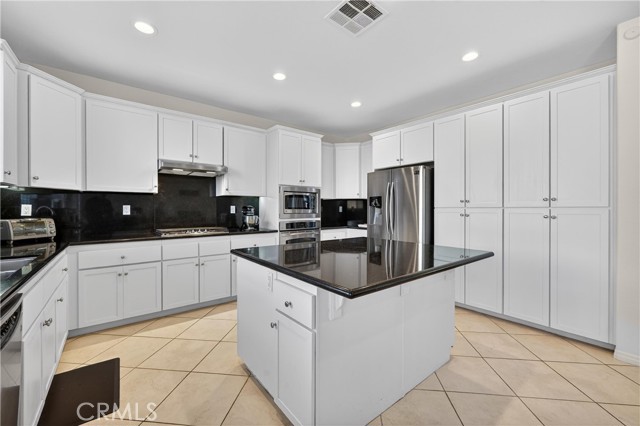 Detail Gallery Image 24 of 50 For 34581 Spindle Tree, Winchester,  CA 92596 - 5 Beds | 3 Baths