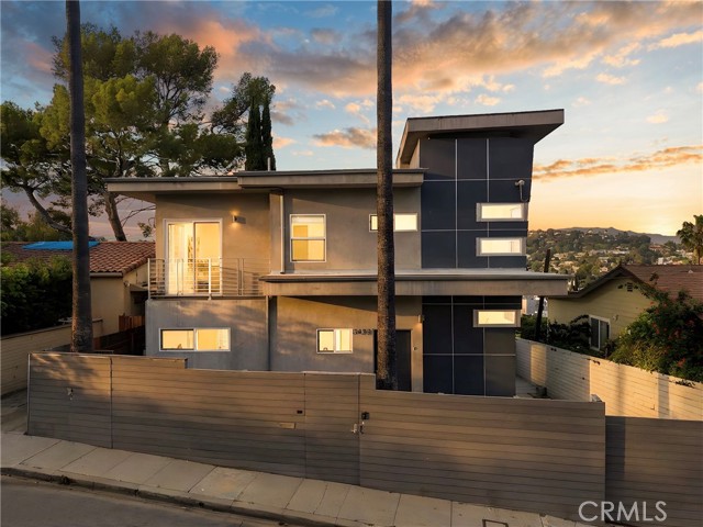 Front Image Thumbnail for CRSR26048773