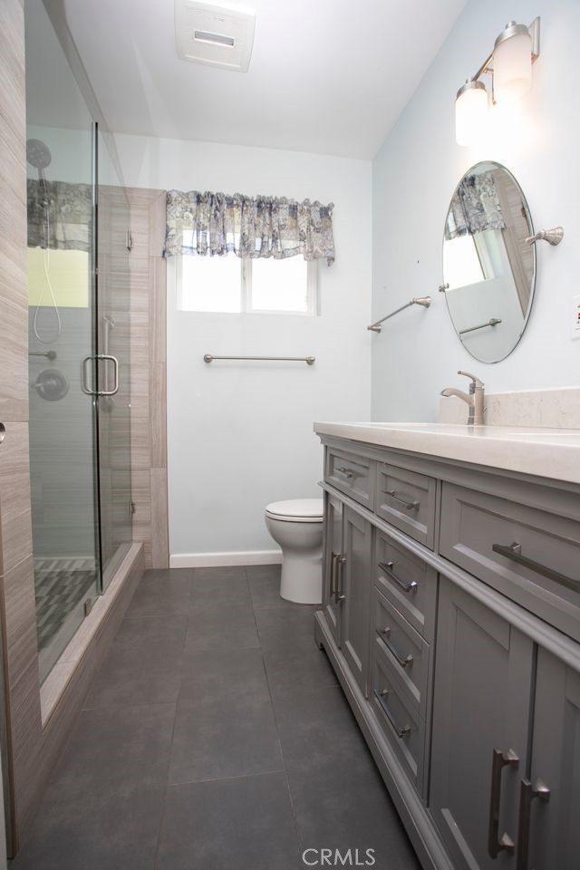 1019 W Milton Drive, Glendora CA: https://media.crmls.org/medias/a4bd48af-2874-43c9-af31-10276ff3e4a1.jpg