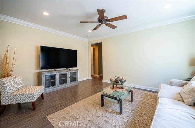 Detail Gallery Image 19 of 35 For 13985 Riverglen, Corona,  CA 92880 - 5 Beds | 3/1 Baths