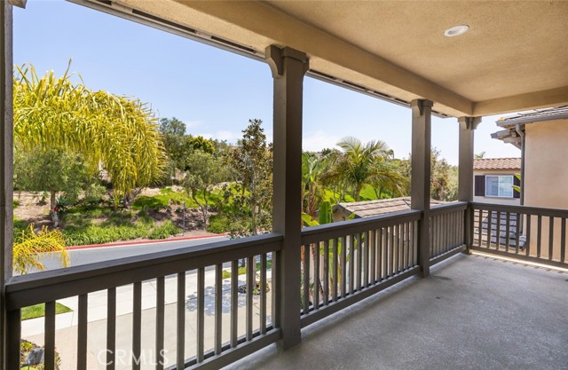 22 Via Paquete, San Clemente CA: https://media.crmls.org/medias/a4bdded3-239b-480d-a3a2-398d99a834d6.jpg