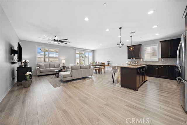 Detail Gallery Image 10 of 43 For 30714 Gazing Star Lane, Murrieta,  CA 92563 - 3 Beds | 2 Baths