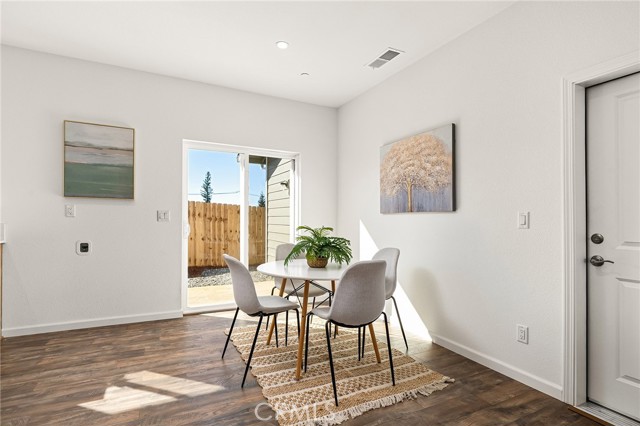 6078 Maxwell, Paradise CA: https://media.crmls.org/medias/a4bf622a-6c57-494f-989b-f8b3fd6e5d17.jpg