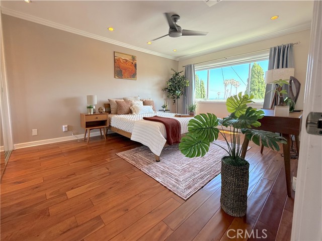 2662 E 2nd Street, Long Beach CA: https://media.crmls.org/medias/a4c01607-220c-4da9-9825-7983cb8e580b.jpg