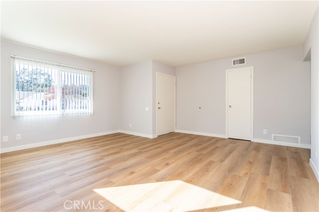 Detail Gallery Image 4 of 29 For 6552 Franrivers Ave, West Hills,  CA 91307 - 3 Beds | 2 Baths