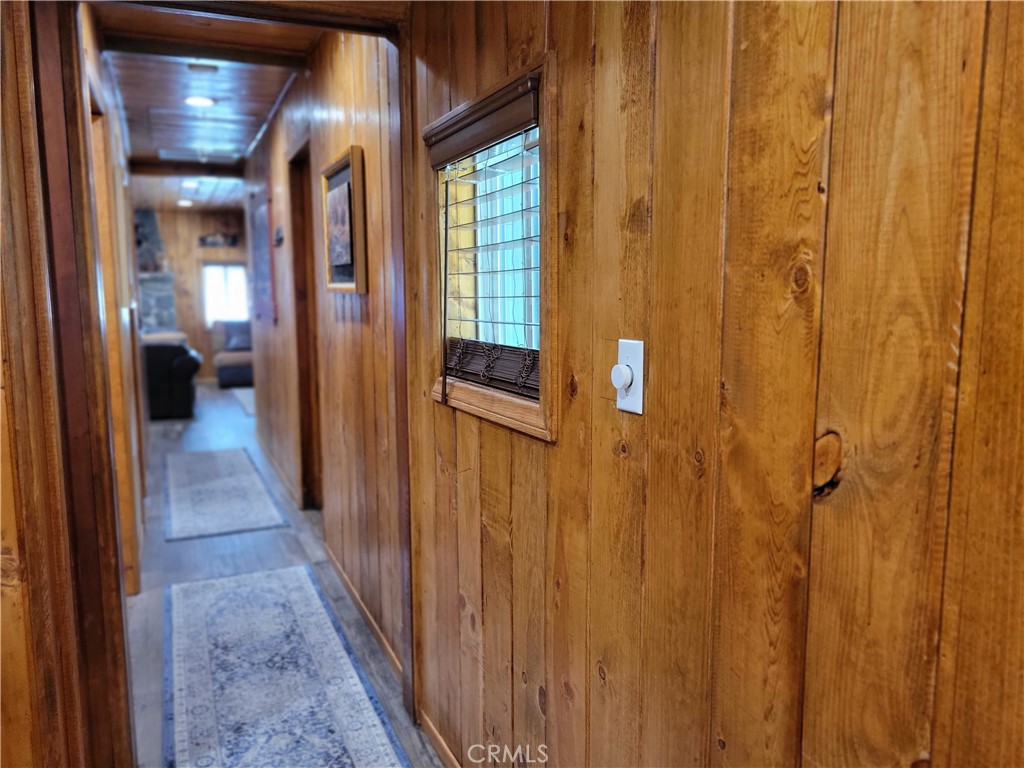 https://media.crmls.org/medias/a4c07947-3f08-4db7-9b1d-080ff35948fd.jpg?preset=X-Large