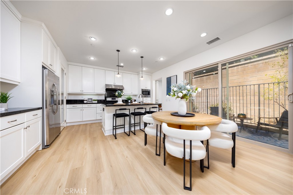 A4c2320e 0bf4 4050 A253 Cdd7730ce835