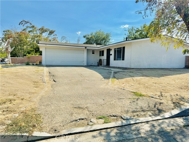 Detail Gallery Image 11 of 12 For 416 E Lingard St, Lancaster,  CA 93535 - 3 Beds | 2 Baths