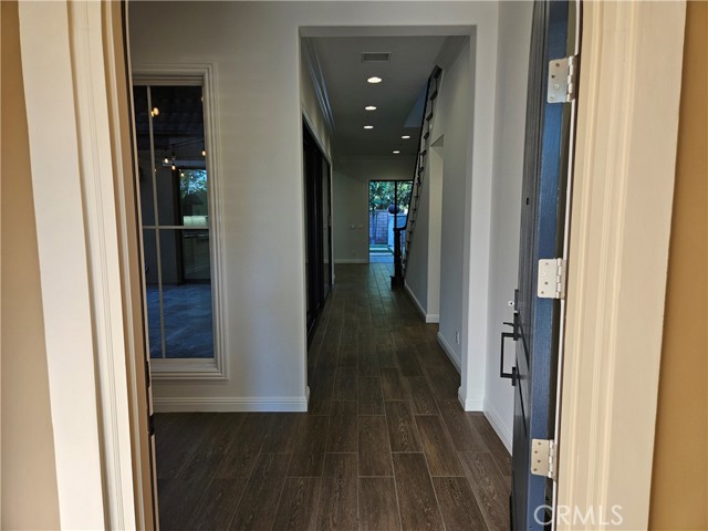 Detail Gallery Image 35 of 75 For 11 Peony, Lake Forest,  CA 92630 - 6 Beds | 4/1 Baths