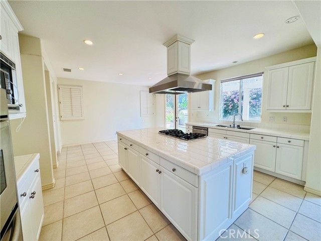 Detail Gallery Image 16 of 42 For 2946 Muir Trail Dr, Fullerton,  CA 92833 - 4 Beds | 3/1 Baths