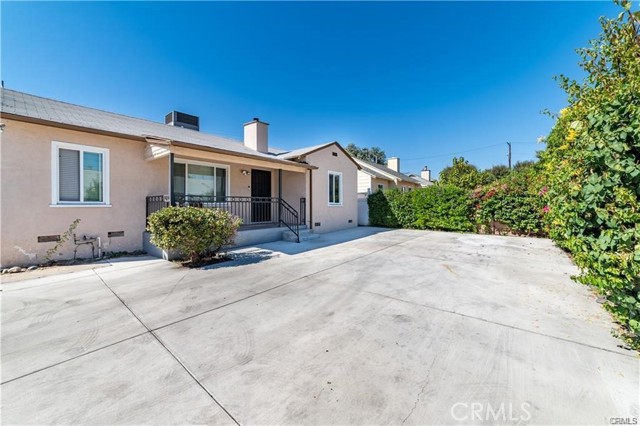 Detail Gallery Image 8 of 8 For 6443 Agnes Ave, North Hollywood,  CA 91606 - 3 Beds | 2 Baths