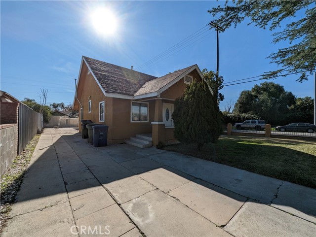 Image 2 for 425 W Sunkist St, Ontario, CA 91762