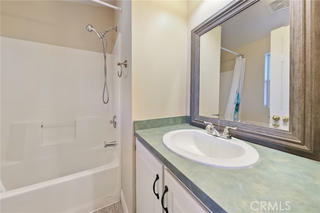 15111 Pipeline Avenue, Chino Hills CA: https://media.crmls.org/medias/a4c5ccb1-a562-49d8-8a6a-42a5ac2b5dfd.jpg