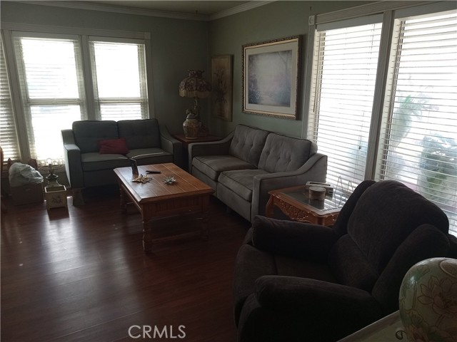 Detail Gallery Image 6 of 11 For 43464 Low, Hemet,  CA 92544 - 2 Beds | 2 Baths