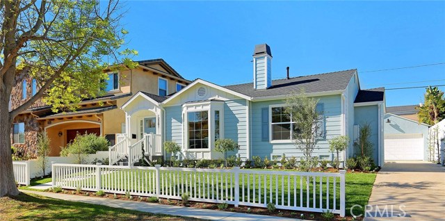 2201 Harkness Street, Manhattan Beach, California 90266, 3 Bedrooms Bedrooms, ,2 BathroomsBathrooms,Residential,Sold,Harkness,SB17037812