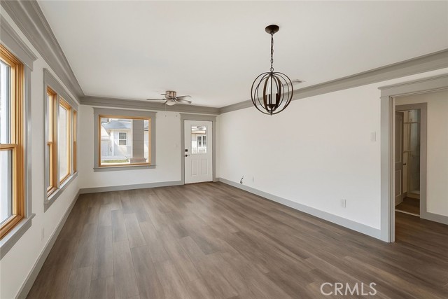 Detail Gallery Image 14 of 15 For 1350 E 8th, Long Beach,  CA 90813 - 5 Beds | 3 Baths