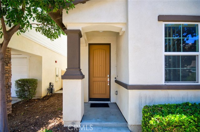 Detail Gallery Image 3 of 37 For 6914 Old Mill Ave, Chino,  CA 91710 - 4 Beds | 3 Baths