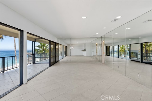 Detail Gallery Image 8 of 50 For 31423 Coast Hwy #15,  Laguna Beach,  CA 92651 - 2 Beds | 2 Baths