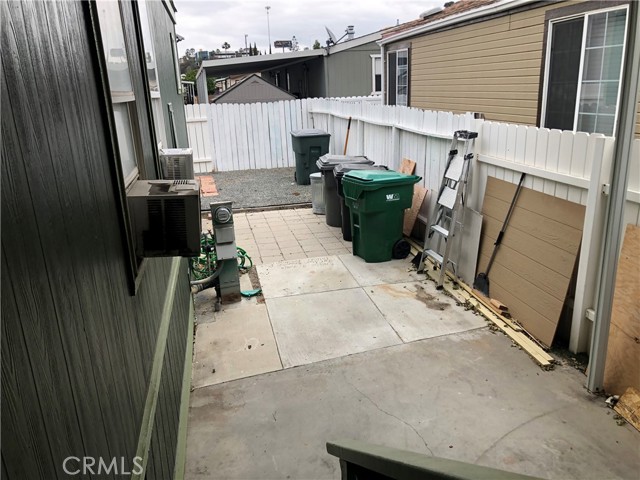 4901 Green River Road, Corona CA: https://media.crmls.org/medias/a4c6cad2-ae1d-4adb-a86d-086b33994a3f.jpg
