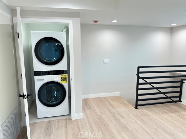 Detail Gallery Image 10 of 22 For 7317 Darby Pl, Reseda,  CA 91335 - 3 Beds | 2/1 Baths