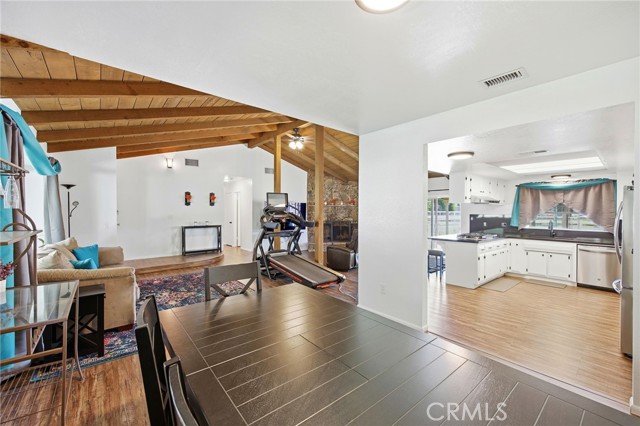 Detail Gallery Image 13 of 37 For 29041 Calle De Caballos, Menifee,  CA 92585 - 3 Beds | 2 Baths