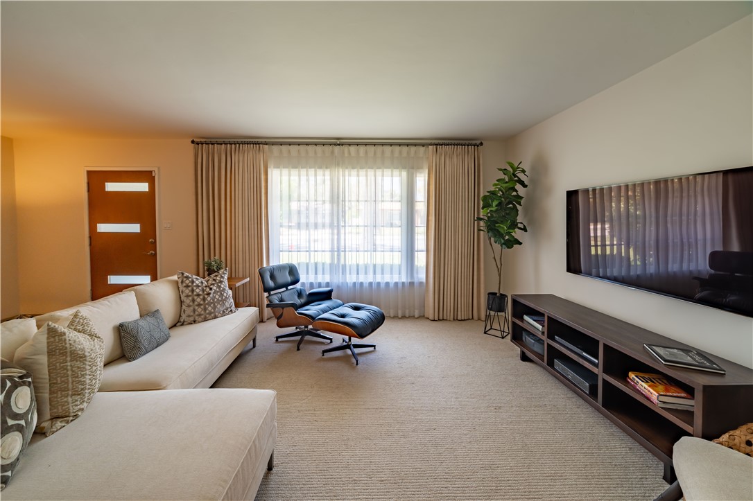 Detail Gallery Image 9 of 31 For 751 W I St, Ontario,  CA 91762 - 2 Beds | 1 Baths